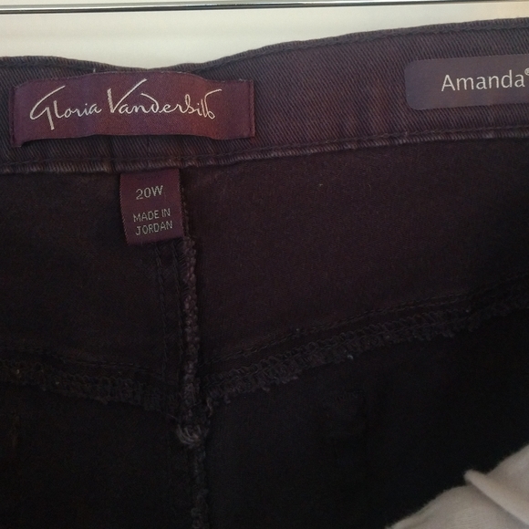 Gloria Vanderbilt Amanda 20W Plum Jeans - Picture 2 of 5